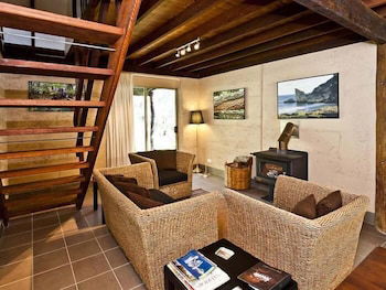 Riverway Chalets - Accommodation Rockhampton 6