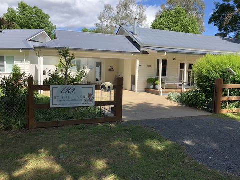 G.g's By The River - Accommodation Rockhampton 0