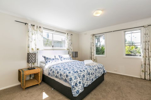 Beachfront Cottages Torquay - Accommodation Rockhampton 4