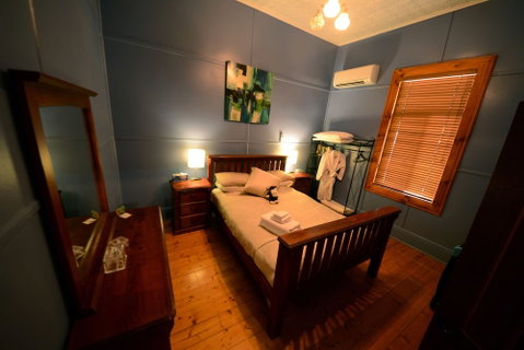Emaroo Cottages Broken Hill - Accommodation Rockhampton 2