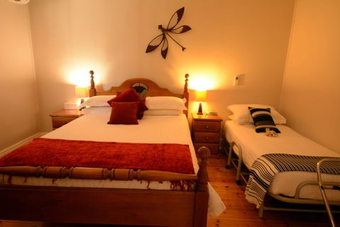 Emaroo Cottages Broken Hill - Accommodation Rockhampton 4