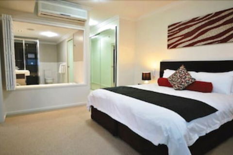 C2 Esplanade Serviced Apartments - Accommodation Rockhampton 1