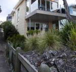 Battery Cove Beach Front Apartment - Accommodation Rockhampton