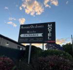 Asters on James Motor Inn - Accommodation Rockhampton
