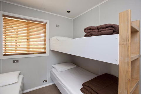 NRMA Ocean Beach Holiday Resort - Accommodation Rockhampton 4