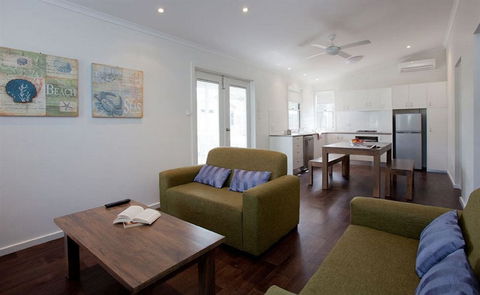 NRMA Ocean Beach Holiday Resort - Accommodation Rockhampton 1