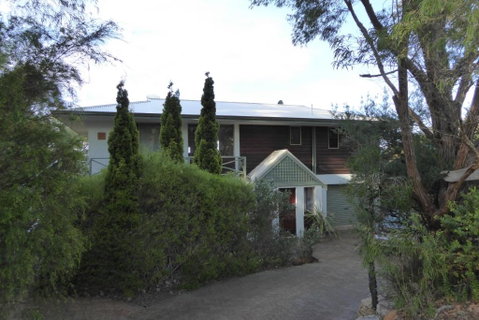 Sea Banksia - Accommodation Rockhampton 4