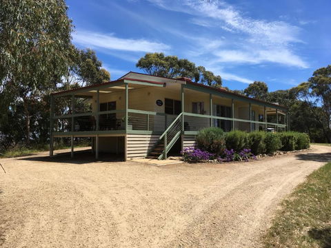 Cabernet Cottage - Accommodation Rockhampton 5