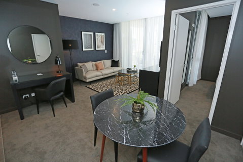 Alex Perry Hotel & Apartments - Accommodation Rockhampton 0