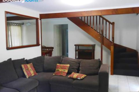 Wyndham Lodge - Accommodation Rockhampton 5