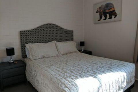 Lake Bolac Motel - Accommodation Rockhampton 0