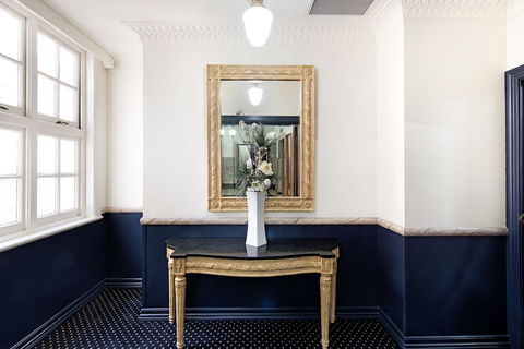 ULTIQA Rothbury Hotel - Accommodation Rockhampton 1