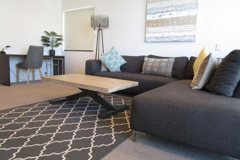 Harbour Escape Apartments - Accommodation Rockhampton 5