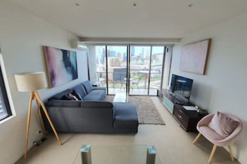 Harbour Escape Apartments - Accommodation Rockhampton 0