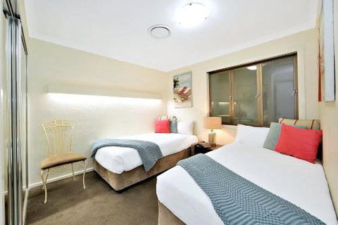 Nautilus Beachside Apartments - Accommodation Rockhampton 4