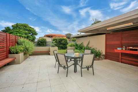 Nautilus Beachside Apartments - Accommodation Rockhampton 6
