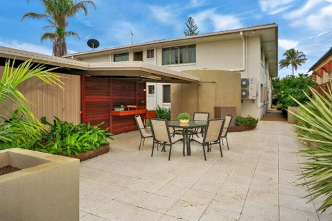 Nautilus Beachside Apartments - Accommodation Rockhampton 2
