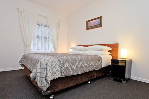 Atlantic West Beach Apartments - Accommodation Rockhampton 4