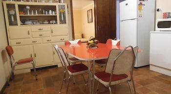 My Nanna's Place - Accommodation Rockhampton 0
