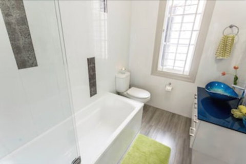 Carrington Manor - Accommodation Rockhampton 2