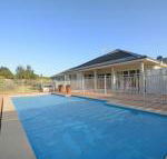 Silver Springs 4br Cottage with Wifi Views Olives  Space . Fireplace Views Olives  Space - Accommodation Rockhampton