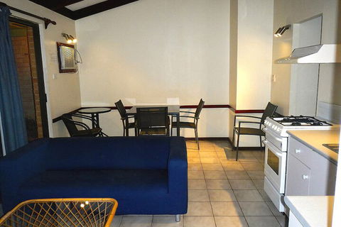 Wildsights Villas - Accommodation Rockhampton 6