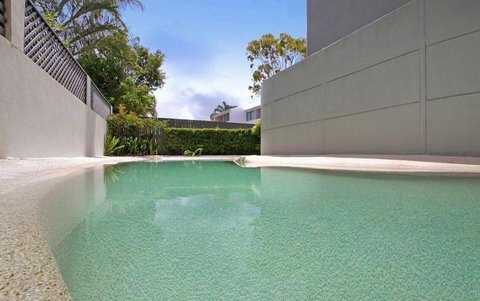 The Islander 1 - Accommodation Rockhampton 5