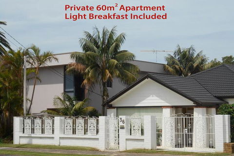 Cronulla Cottage B & B - Accommodation Rockhampton 2