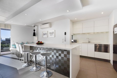 The Cove Noosa - Accommodation Rockhampton 2