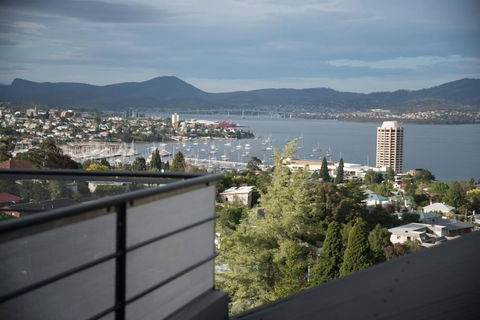 StudioAt10 - Accommodation Rockhampton 3