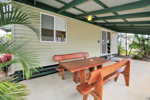 BIG4 Cane Village Holiday Park - Accommodation Rockhampton 3