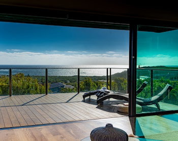 The Roozen Residence - Accommodation Rockhampton 5