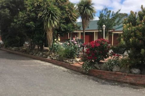 Cardigan Lodge Motel - Accommodation Rockhampton 1