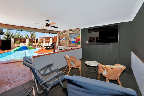 Dunelm House Bed And Breakfast - Accommodation Rockhampton 2