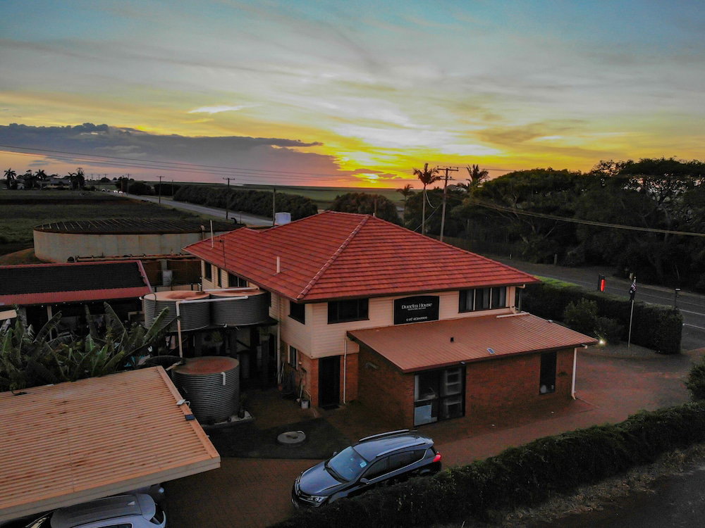 Qunaba QLD Accommodation Rockhampton