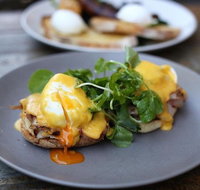 Two Kings Cafe - Accommodation Rockhampton