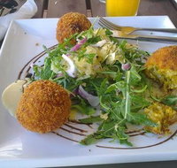 The Moo Winebar - Accommodation Rockhampton