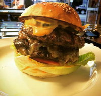 Chew Burger - Accommodation Rockhampton