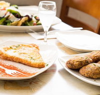 Yaya's Hellenic Kitchen  Bar - Accommodation Rockhampton