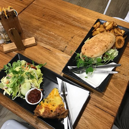Two Little Owls Cafe - Accommodation Rockhampton 0