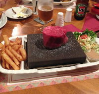 Dutchies Stonegrill Restaurant - Accommodation Rockhampton