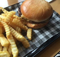 Stumpys Burgers - Accommodation Rockhampton