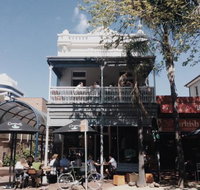 Lee and Me - Accommodation Rockhampton