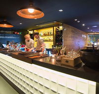The Oakroom Kitchen and Bar - Accommodation Rockhampton