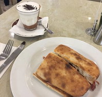 Cafe Mia - Accommodation Rockhampton