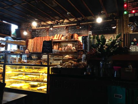 HIgh Street Bakery - Accommodation Rockhampton 0