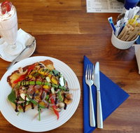 Brownie's On Budgewoi - Accommodation Rockhampton