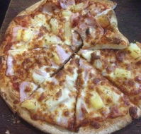 Crust Gourmet Pizza Bar Woolongong - Accommodation Rockhampton