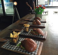 The Square Cafe Bar Restaurant - Accommodation Rockhampton