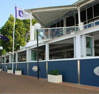 Mavericks on the Bay - Accommodation Rockhampton